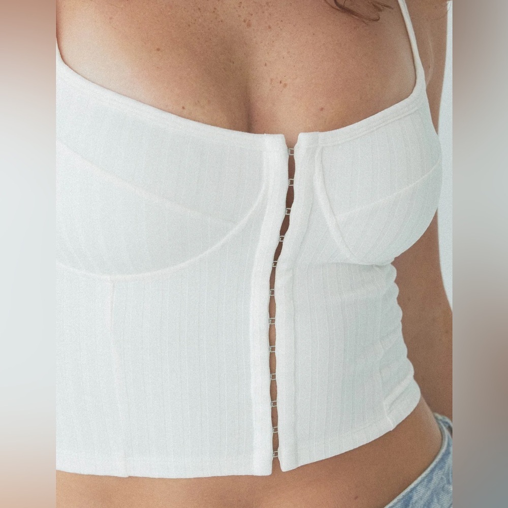 Klassy Network RIBBED CORSET BRAMI in White - Picture 2 of 4